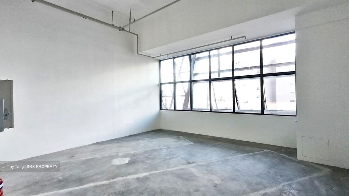 Ct Hub 2 (D12), Office #513859511